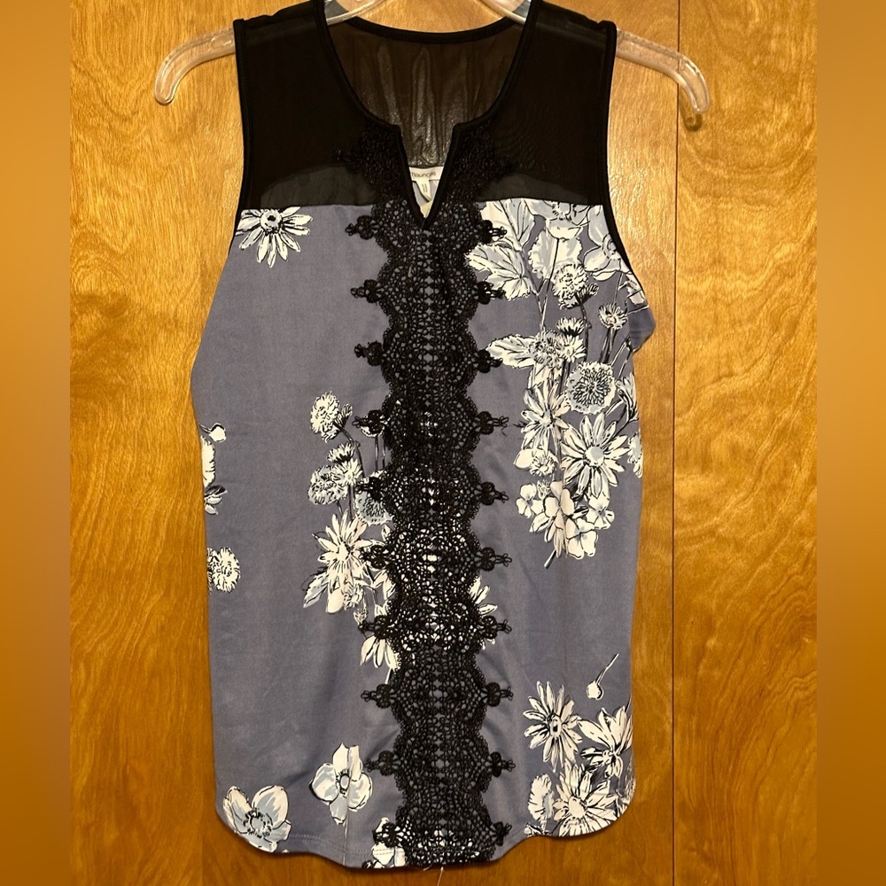 Small top from Maurice's